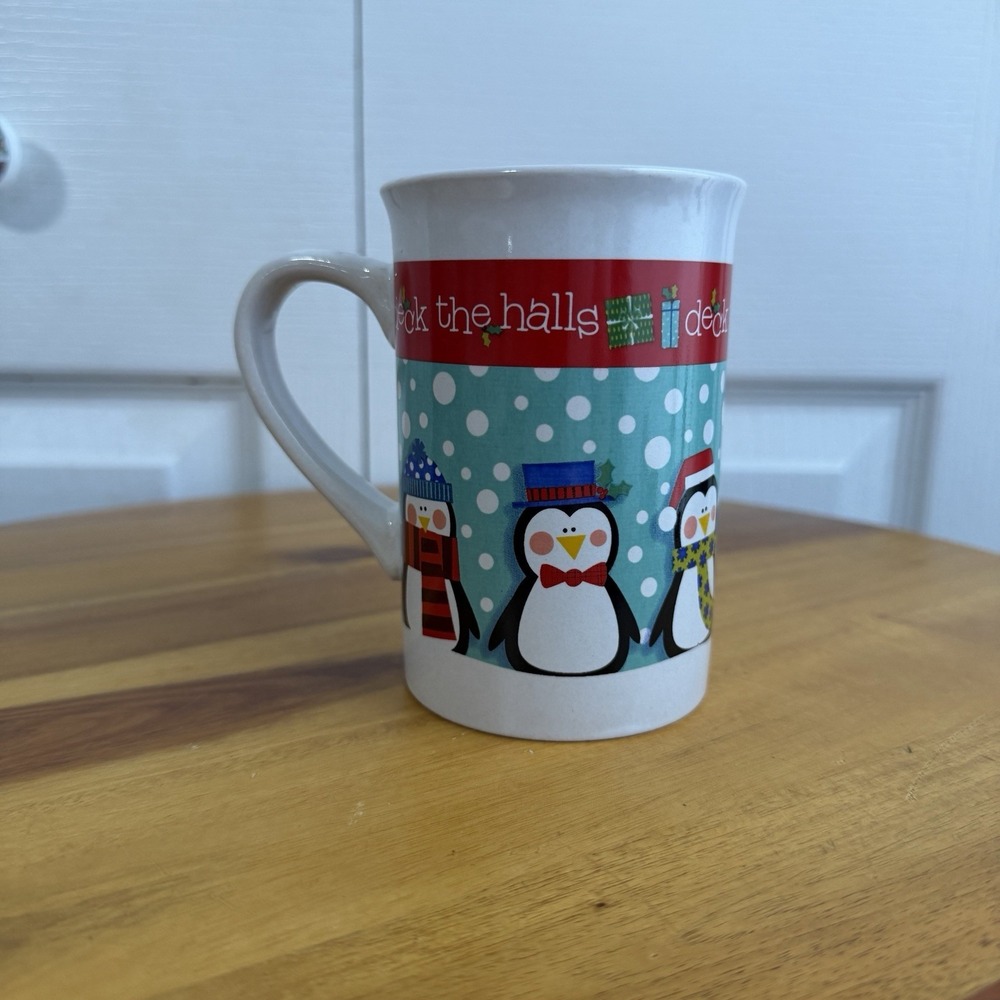 Royal Norfolk Deck The Halls Penguin Coffee Drink Mug Christmas Festive Office